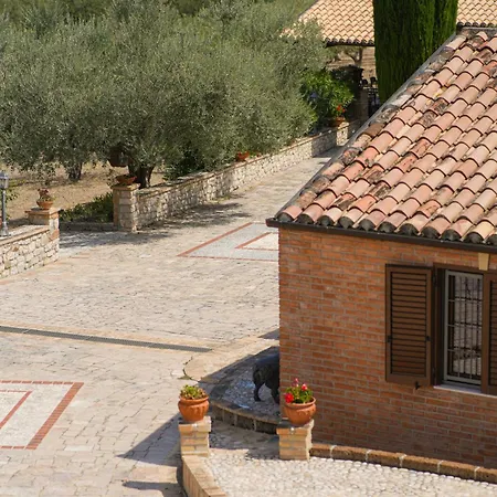 La Fattoria Di Maria Donata Farm stay *