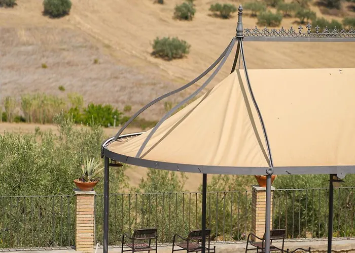 Κατάλυμα σε φάρμα La Fattoria Di Maria Donata *